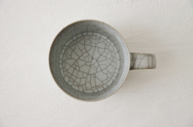 高田志保　炭入りマグカップ　中　H7cm