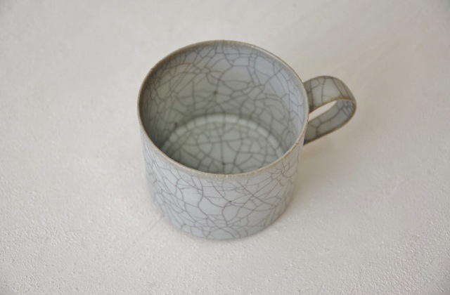 高田志保　炭入りマグカップ　中　H7cm