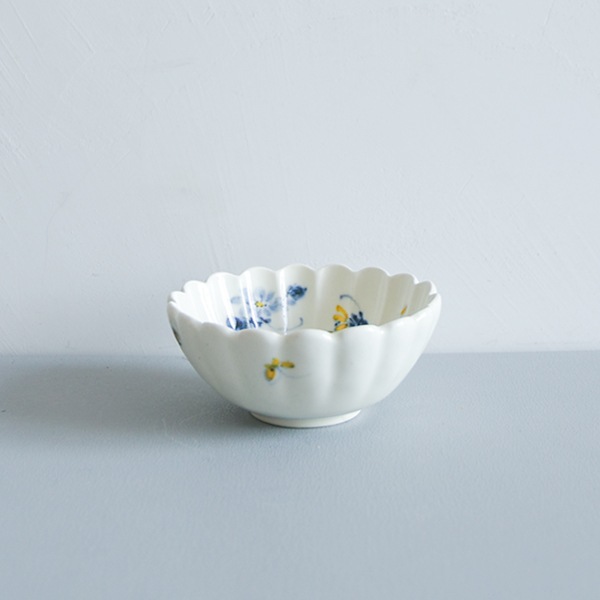 日高直子　輪花鉢　黄花