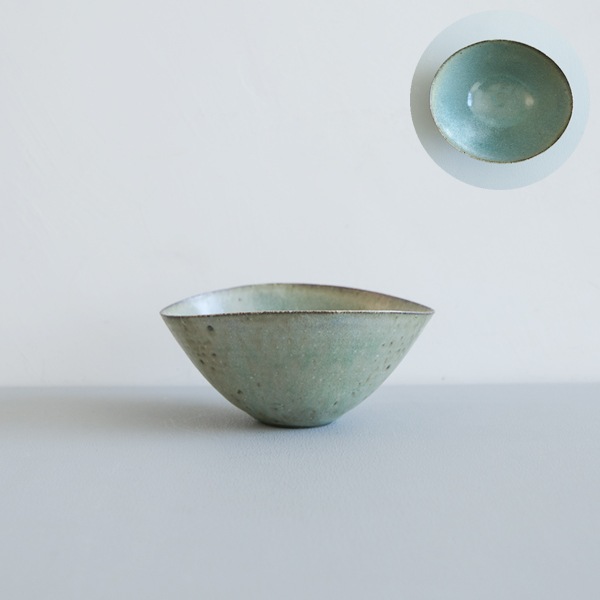 髙田志保　灰釉楕円鉢　12.5cm×14.5cm　H7cm