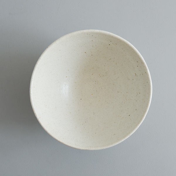 及川静香　粉引削り麺鉢　Φ19cm