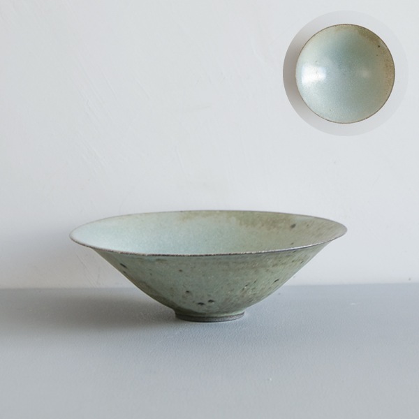 髙田志保　灰釉口反り浅鉢　Φ20cm　H6cm