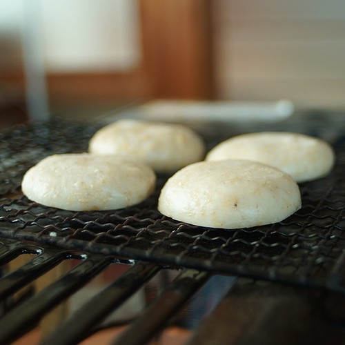 玄米〇餅　季節限定商品！