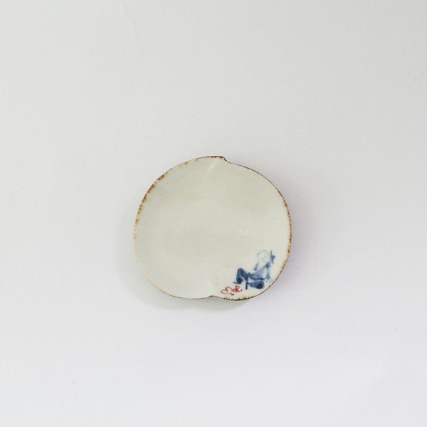 日高直子　小桃皿　J　　8.5×7ｃｍ