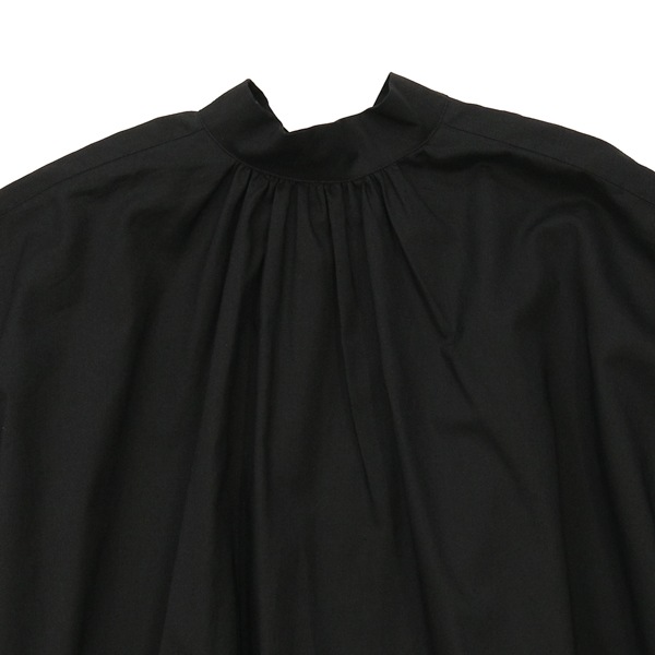 the last flower of the afternoon｜静寂の欠片　Half sleeve back-opened blouse［Black（黒）］