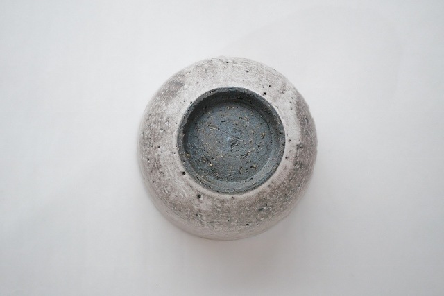 _田志保　チタン釉小丼φ11.5ｃｍ
