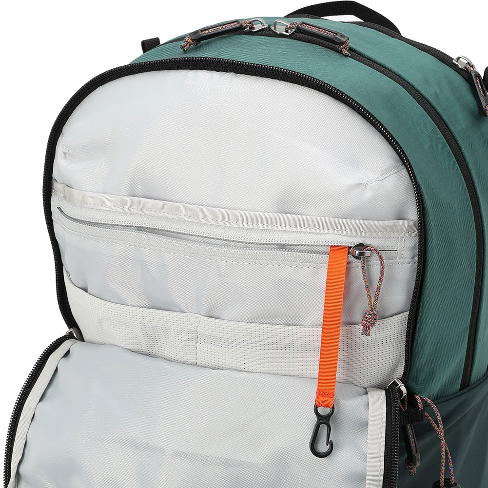 マウンテンハードウェア-MOUNTAIN HARD WEAR フィールドデイ22L