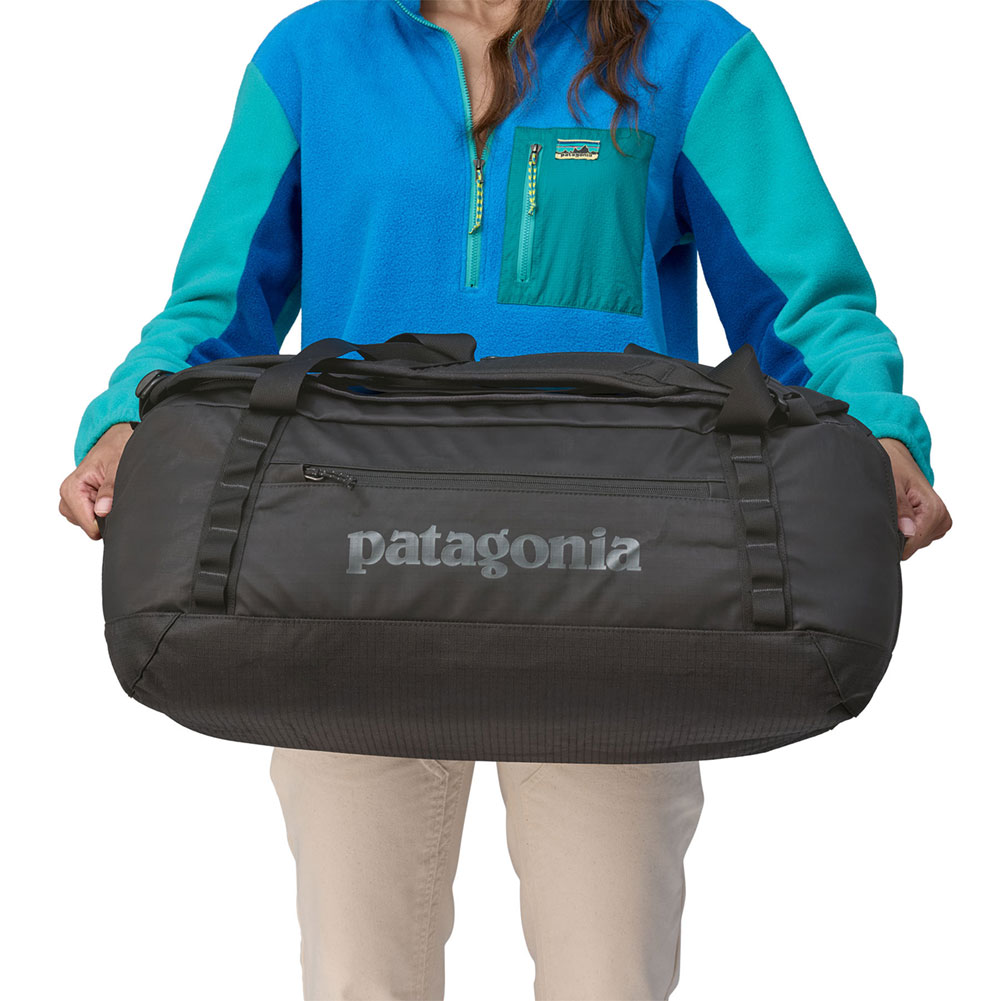Amazon | パタゴニア ブラックホールダッフル55L、マットブルー