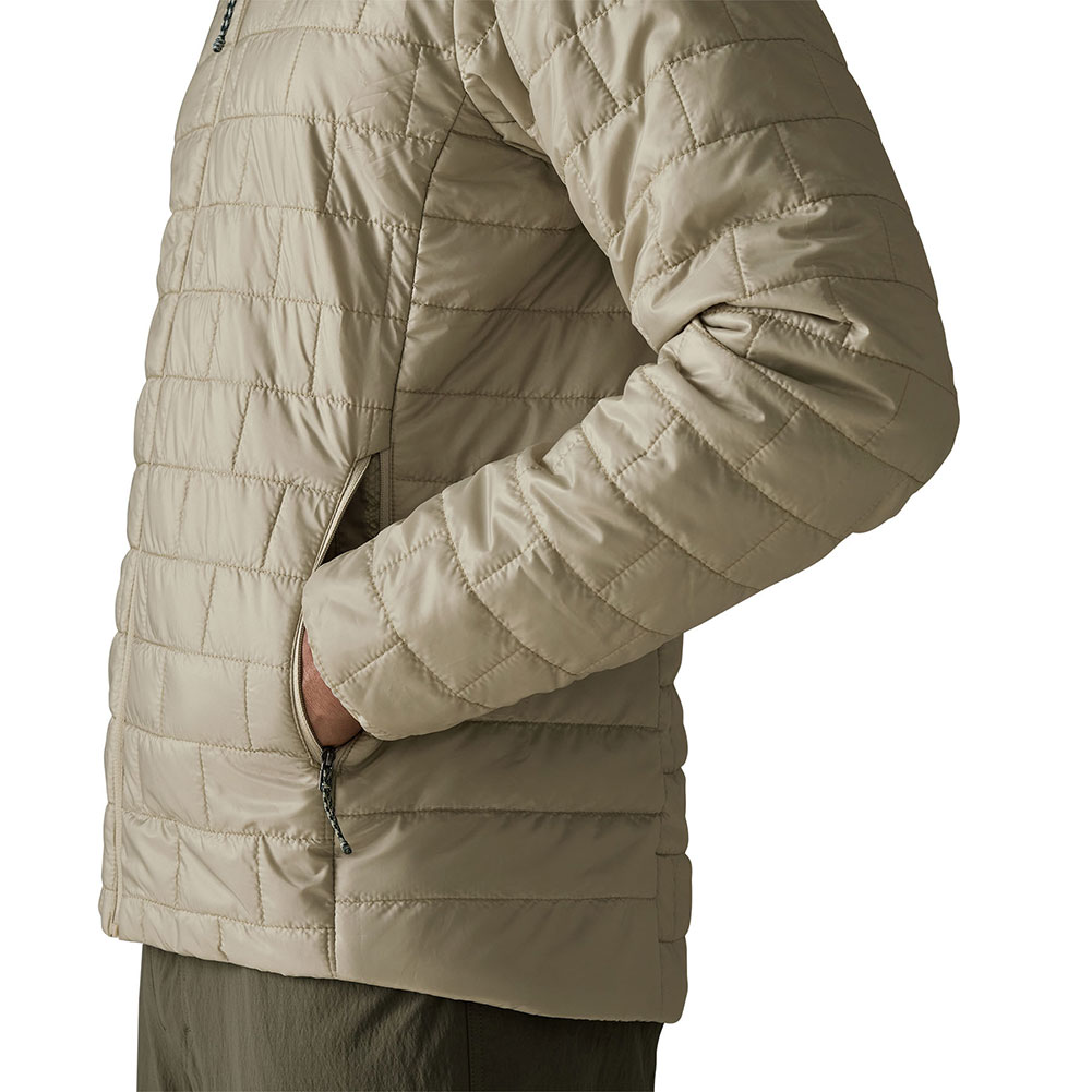 パタゴニア-patagonia ナノパフジャケット男性用ならアシーズブリッジ
