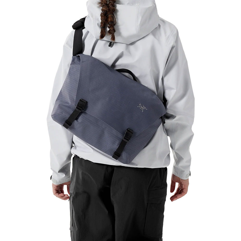アークテリクス-ARCTERYX グランヴィル10クーリエバッグならアシーズ
