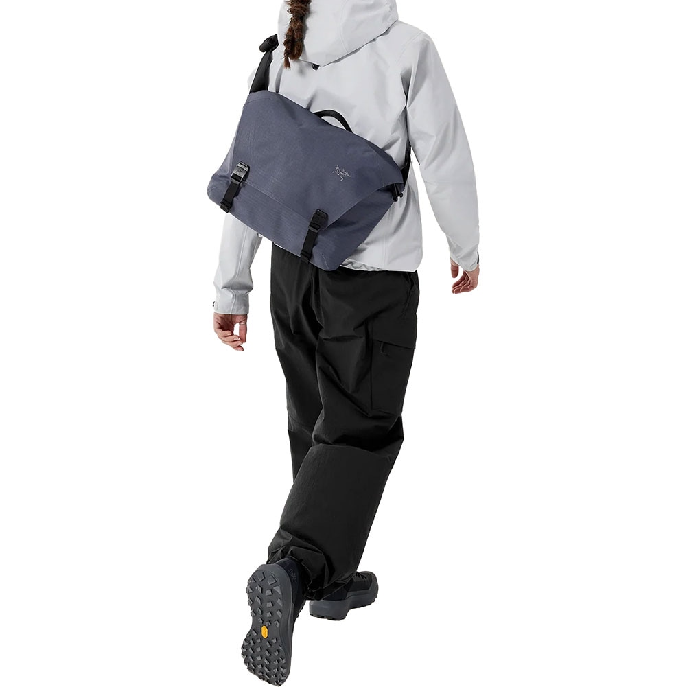 アークテリクス-ARCTERYX グランヴィル10クーリエバッグならアシーズ