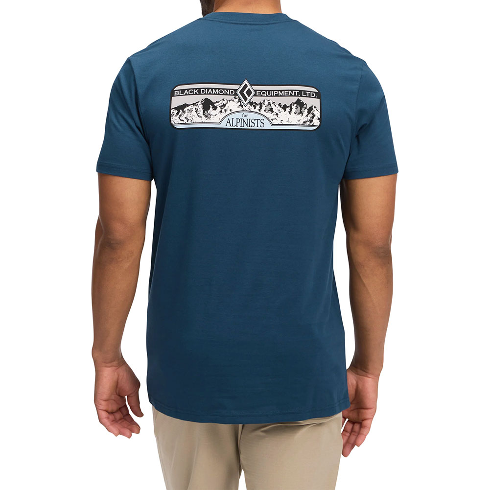 美波　フラッグ　タペストリー　リストバンド付き 美波 フラッグ タペストリー リストバンド付き Amazon.co.jp