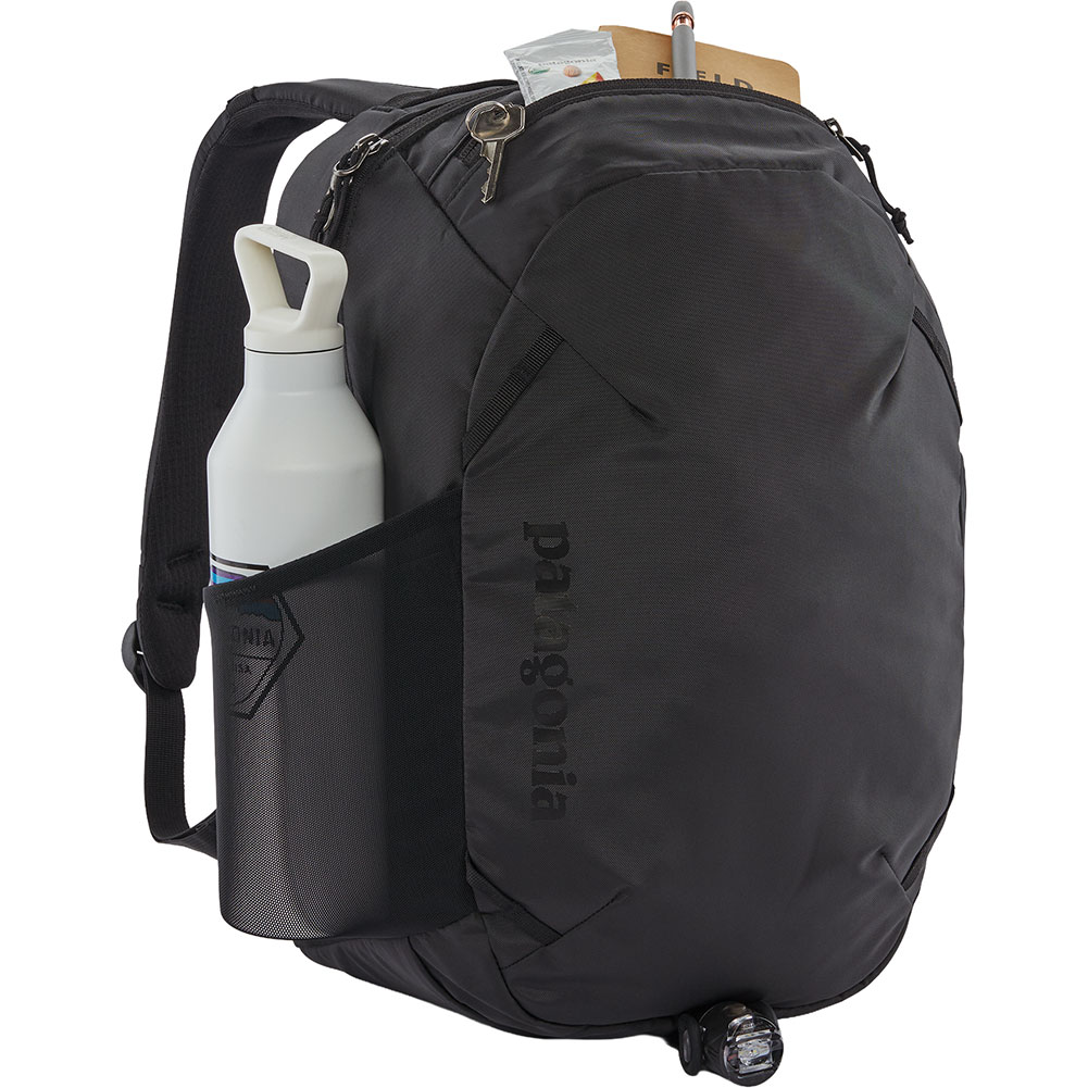 パタゴニア-patagonia アトムデイパック24Lならアシーズブリッジが