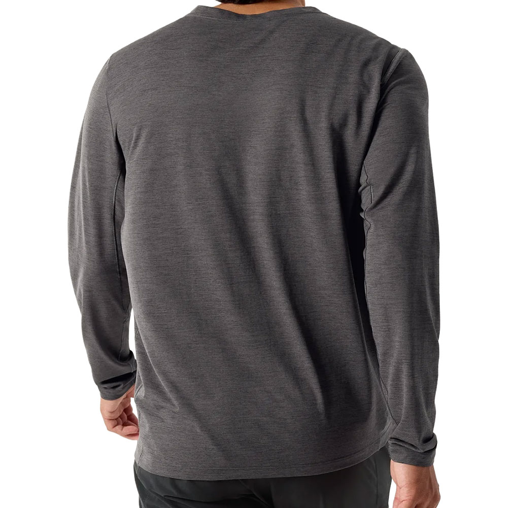 アークテリクス-ARCTERYX コーマッククルーロングスリーブ男性用なら