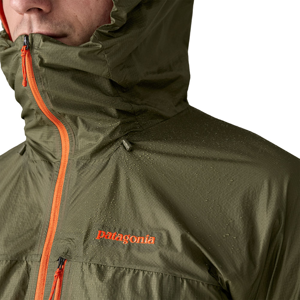 パタゴニア-patagonia フーディニロックジャケット男性用ならアシーズ