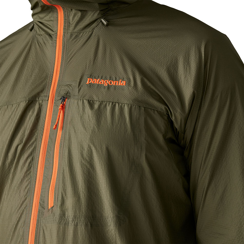 パタゴニア-patagonia フーディニロックジャケット男性用ならアシーズ