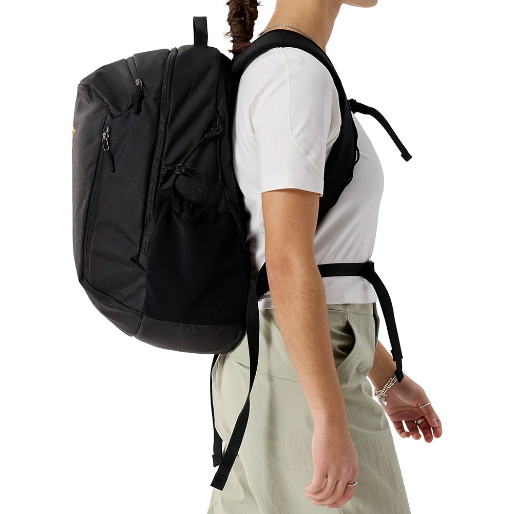 アークテリクス-ARCTERYX マンティス26バックパックならアシーズ