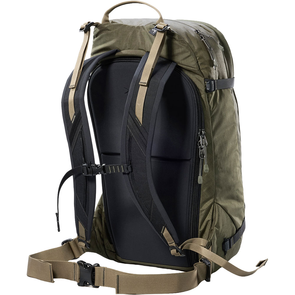 アークテリクス-ARCTERYX クインティック28バックパックならアシーズ