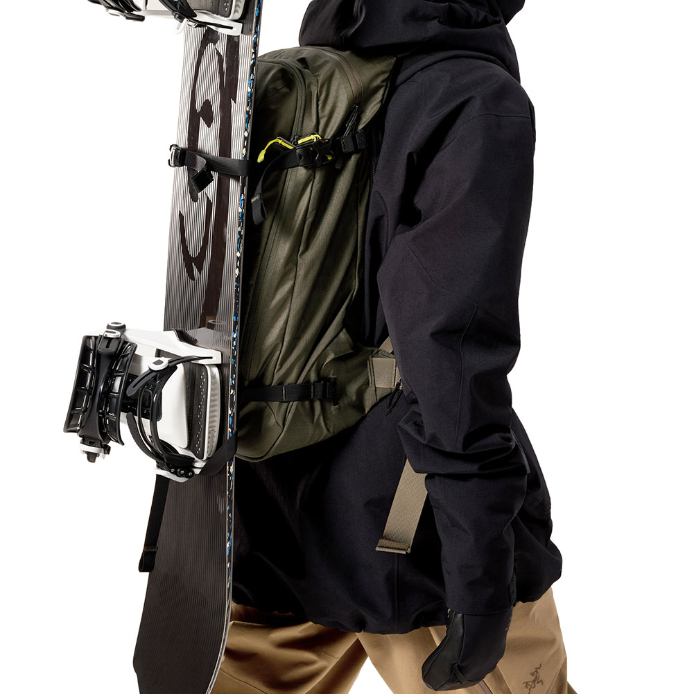 アークテリクス-ARCTERYX クインティック28バックパックならアシーズ