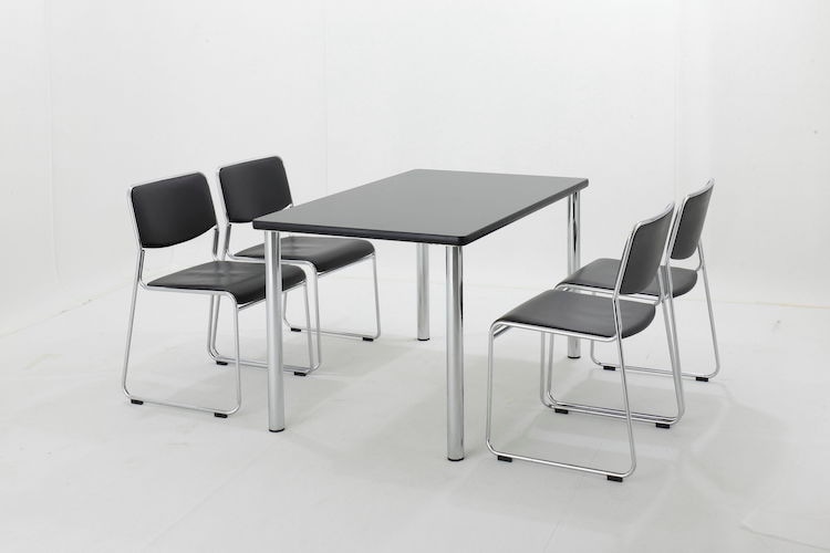 rm　コレクションケース付きテーブル　椅子は付属致しません。　中古　『With』 rm コレクションケース付きテーブル 椅子は付属致しません。 中古