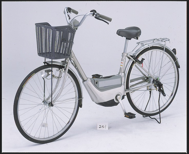 ほぼ新品！電動自転車 鹿児島市引き取り限定