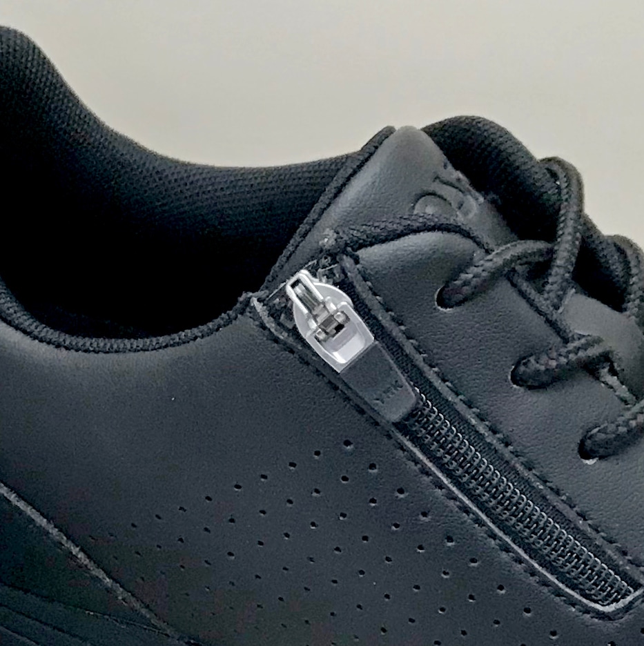 ロシオ15 RGT【ブラック】腰痛膝痛対策/下肢の筋力UP/ウォーキング/かかとのない健康シューズ