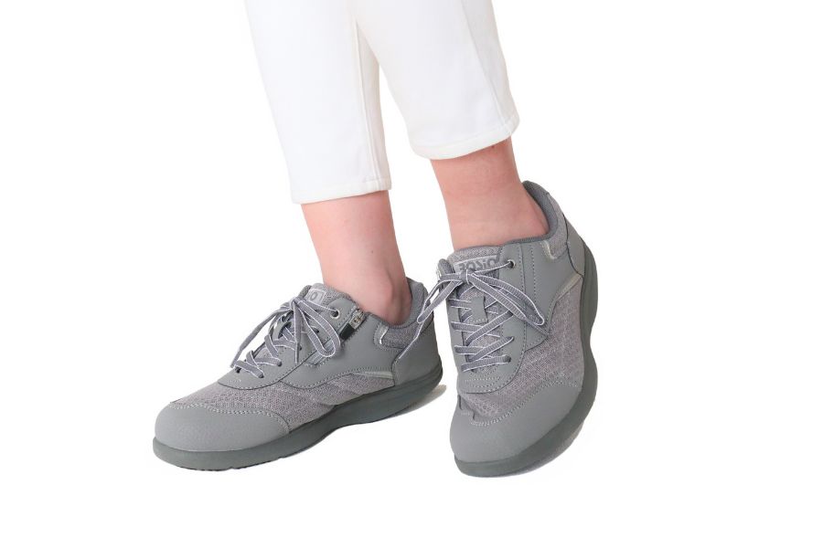 専用 roBa グレー 自作キーボード「roBa」を仕事道具として2週間使い込んでわかったこと