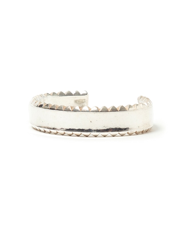 DWELLER STUDS BANGLE WIDE 925 SILVER by END