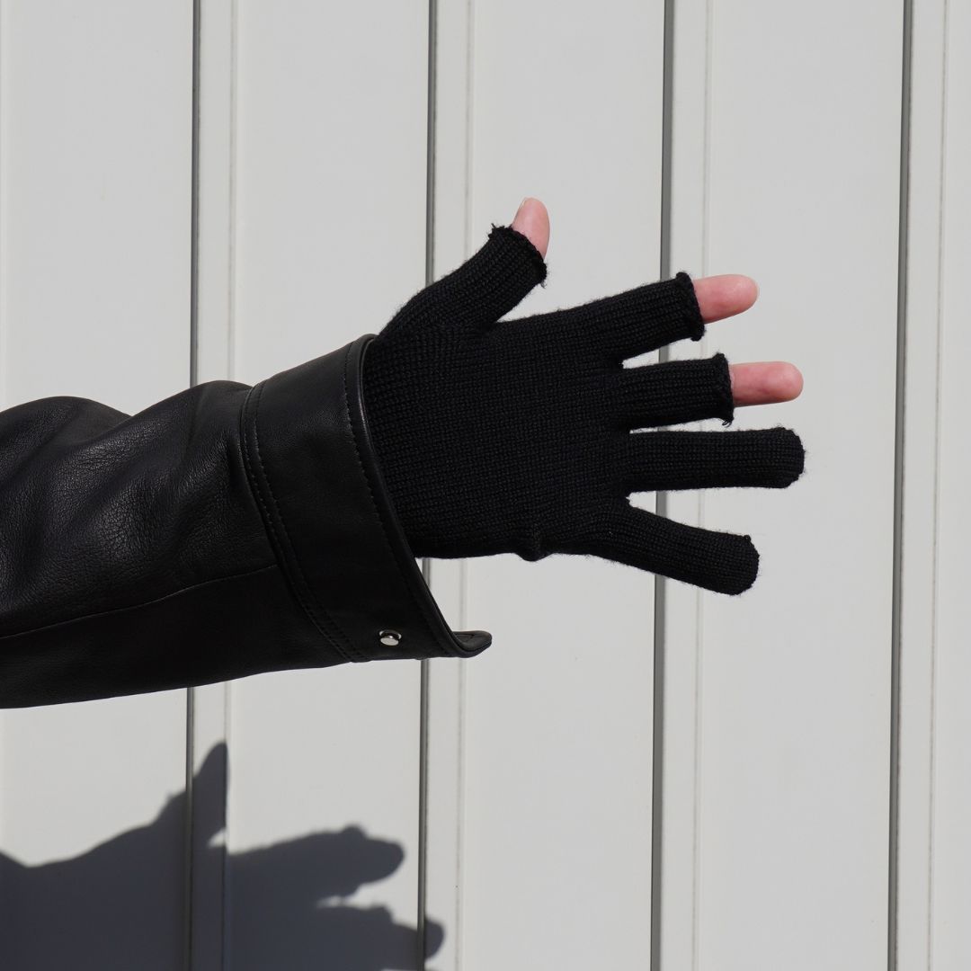 HIKER FINGERLESS GLOVES WOOL YARN