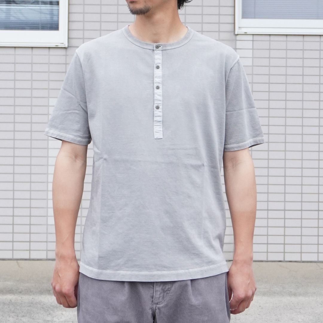 DWELLER S/S HENRY NECK TEE COTTON JERSEY PIGMENT DYE | nonnative