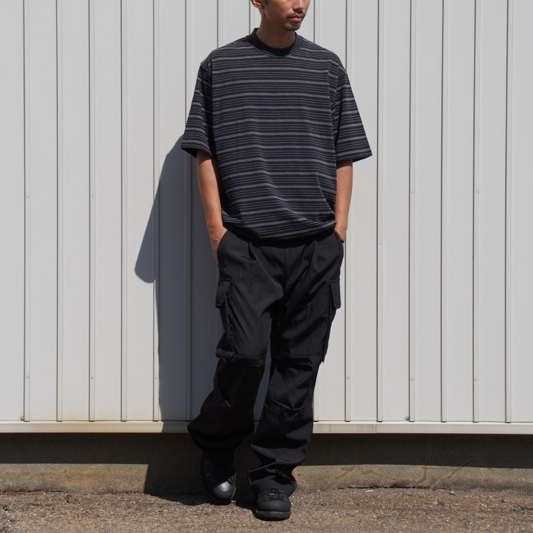Border T-Shirt - Black Border
