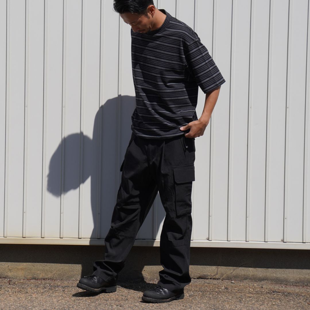 Border T-Shirt - Black Border