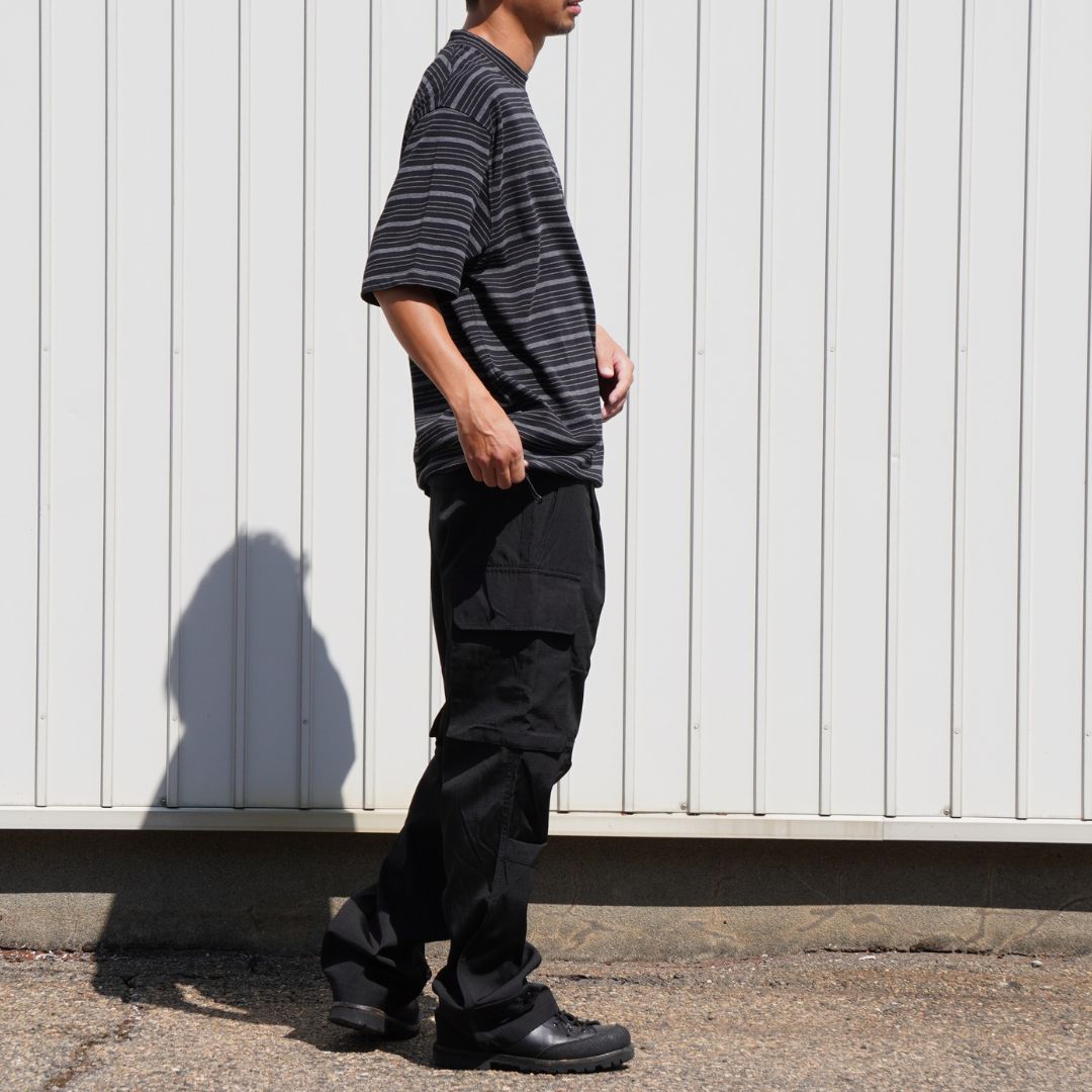 Border T-Shirt - Black Border