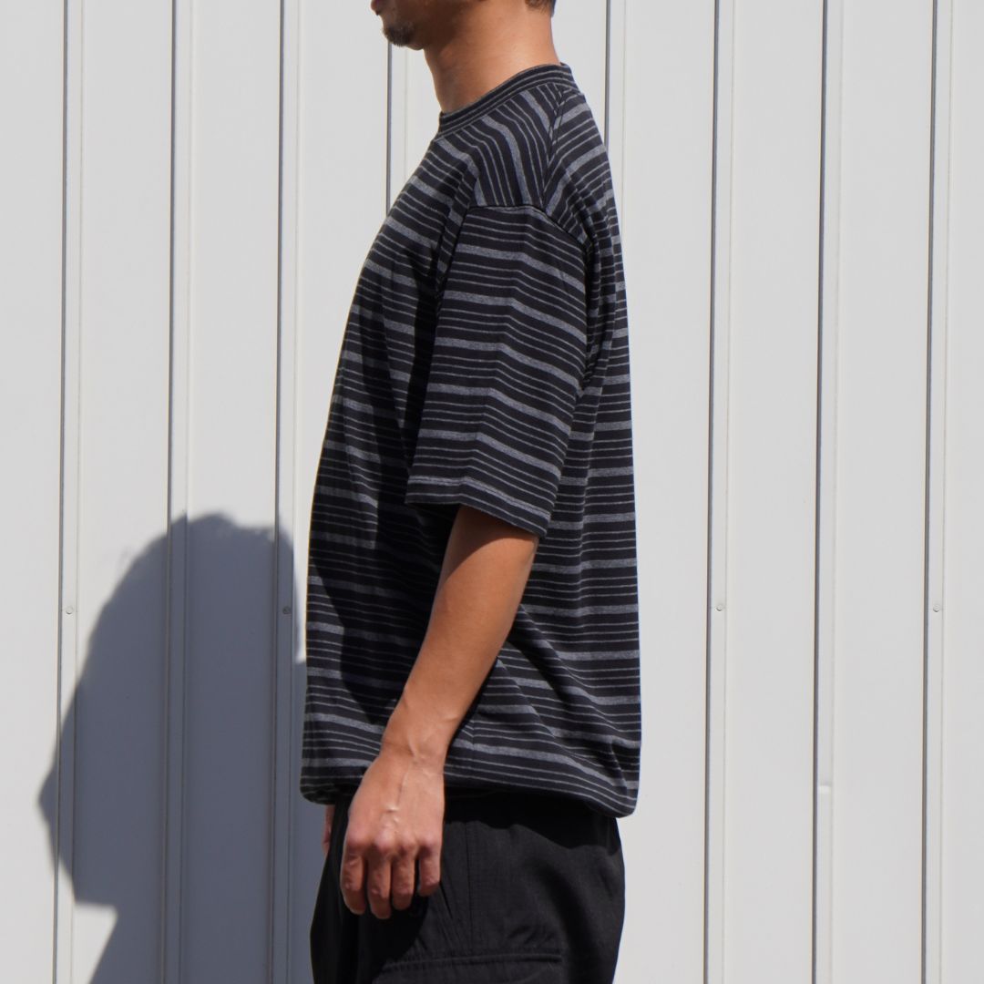 Border T-Shirt - Black Border