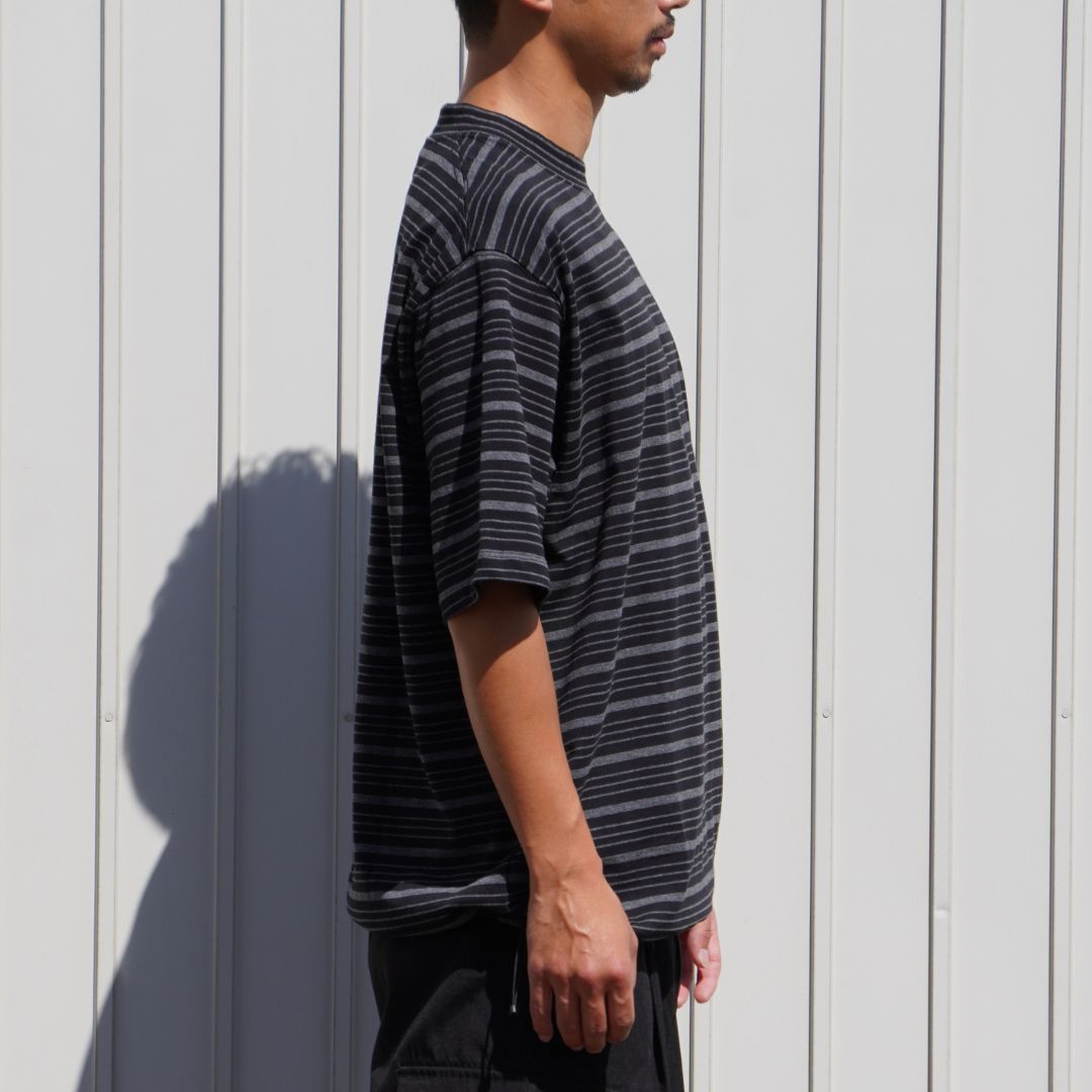 Border T-Shirt - Black Border