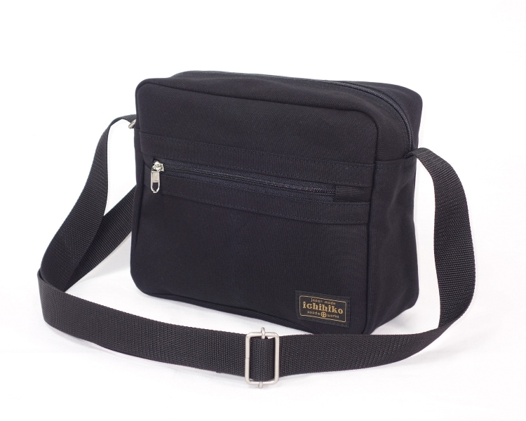 いちひこ帆布 BOXショルダー(黒)