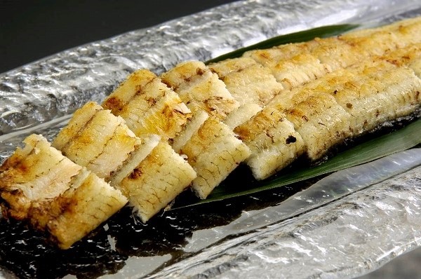 林屋川魚店　1本焼うなぎ（2本箱入り）