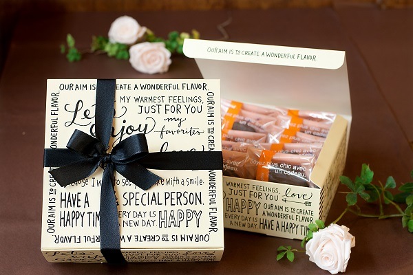 ロンシャン洋菓子店　生チョコサンド