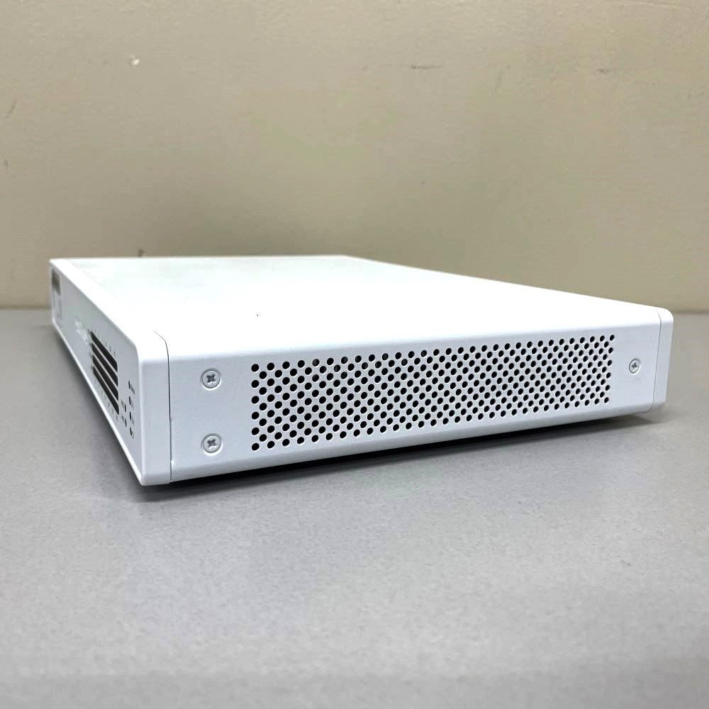 SOPHOS �ǥ����ȥå׷��������ƥ����ץ饤���� SEIRIOS XGS136 UTM �ե������������� IPsecVPN �����к� PoE ������̵���ۡ���š�