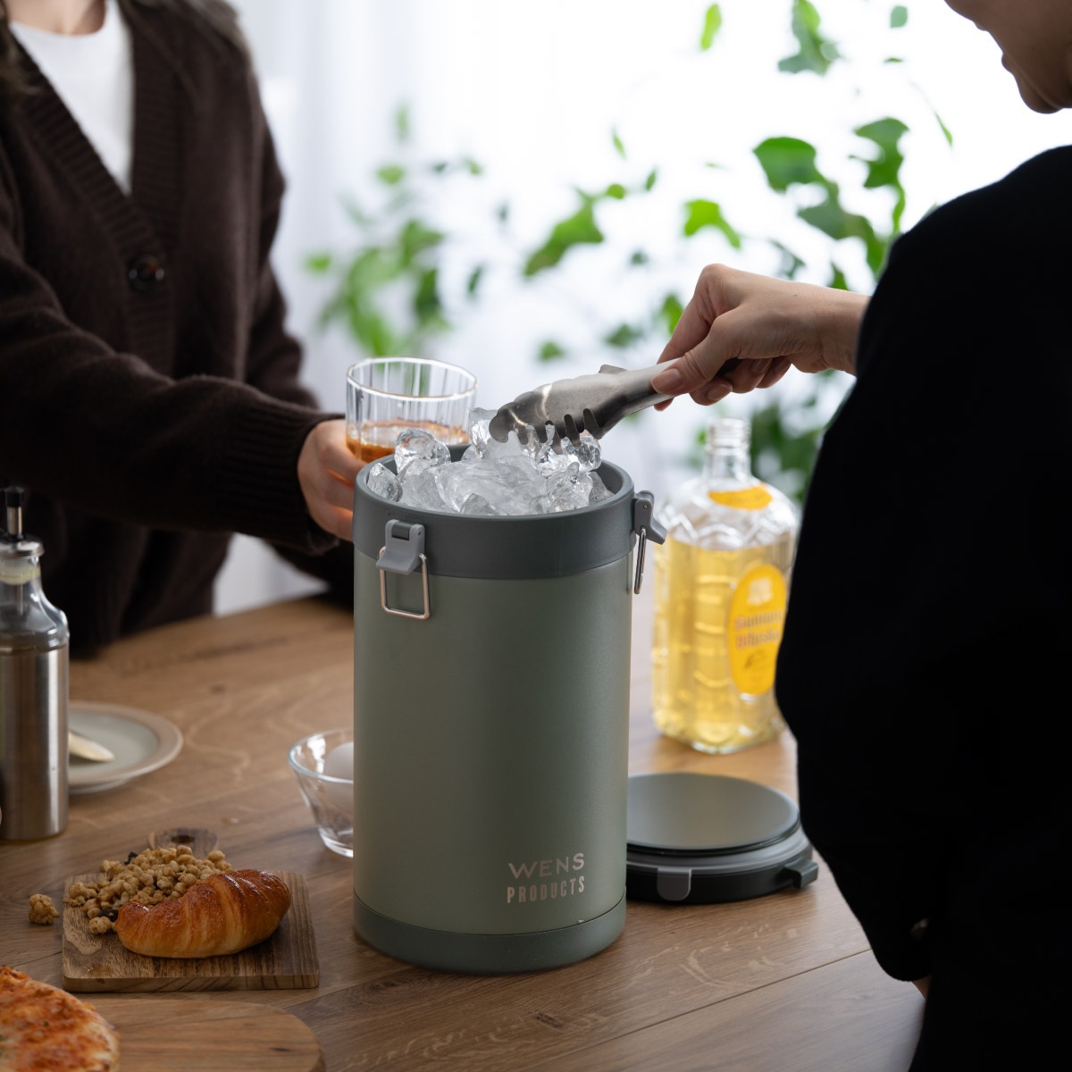 WENS PRODUCTS（ウェンズプロダクツ）アイスコンテナ 大容量 2.6L  4.0L AWJB-Bシリーズ