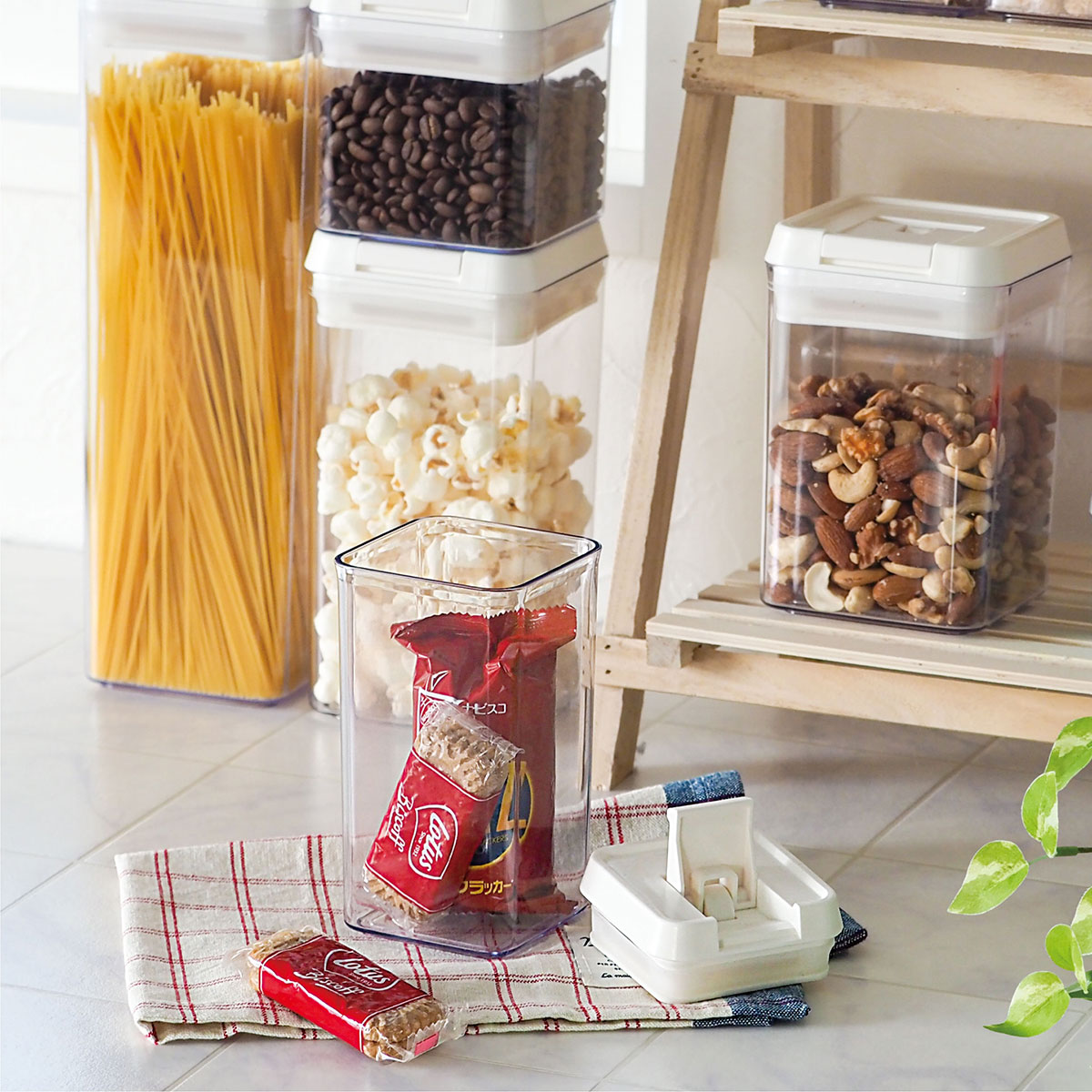 ケース販売 DELI SHELD（デリシールド）ワンタッチレバー式キャニスター Mサイズ 500ml ADL-500M36P 36個入り