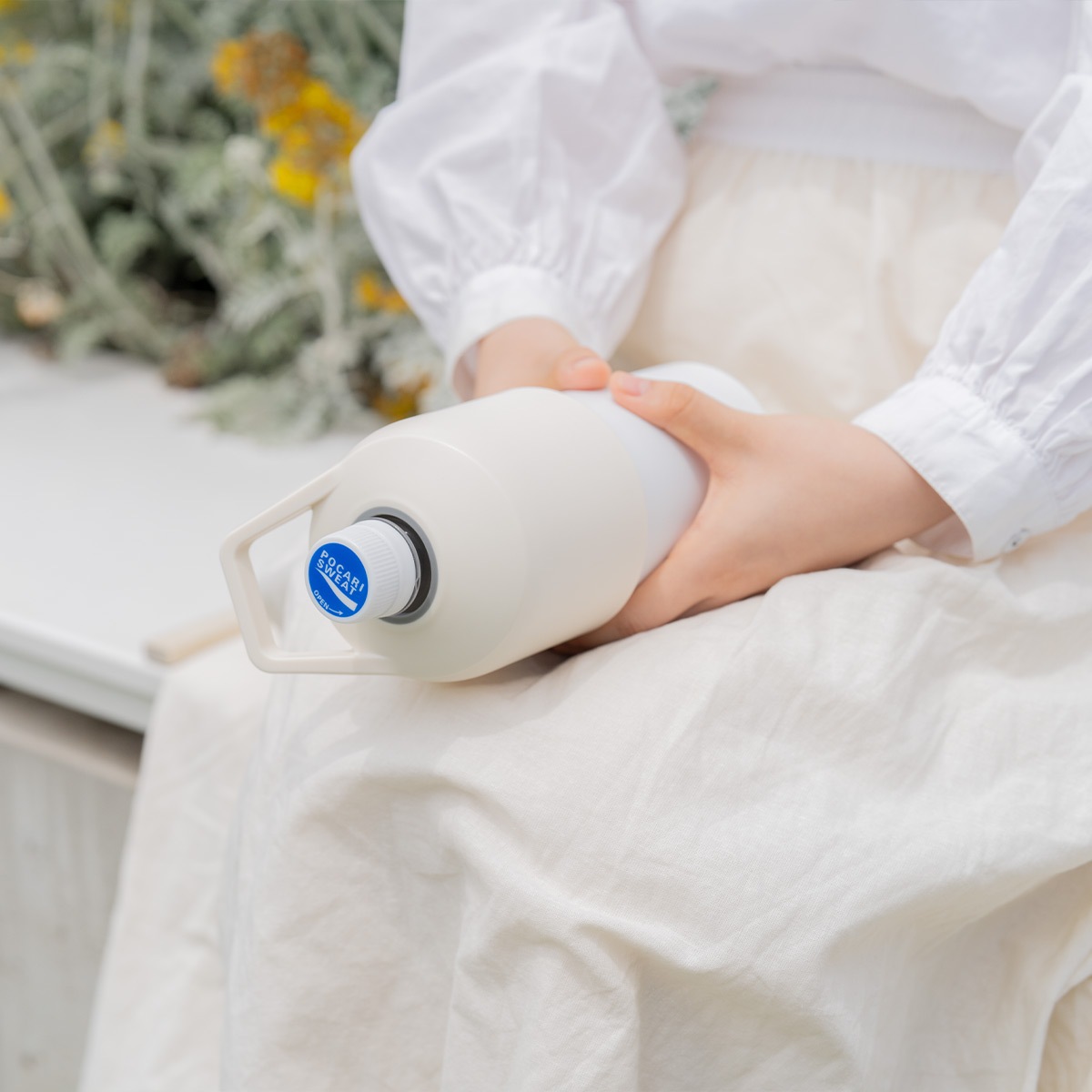 BOTTLE in BOTTLE(ボトルインボトル)ペットボトルホルダー 大容量 Lタイプ 持ち手付き ABIB-L