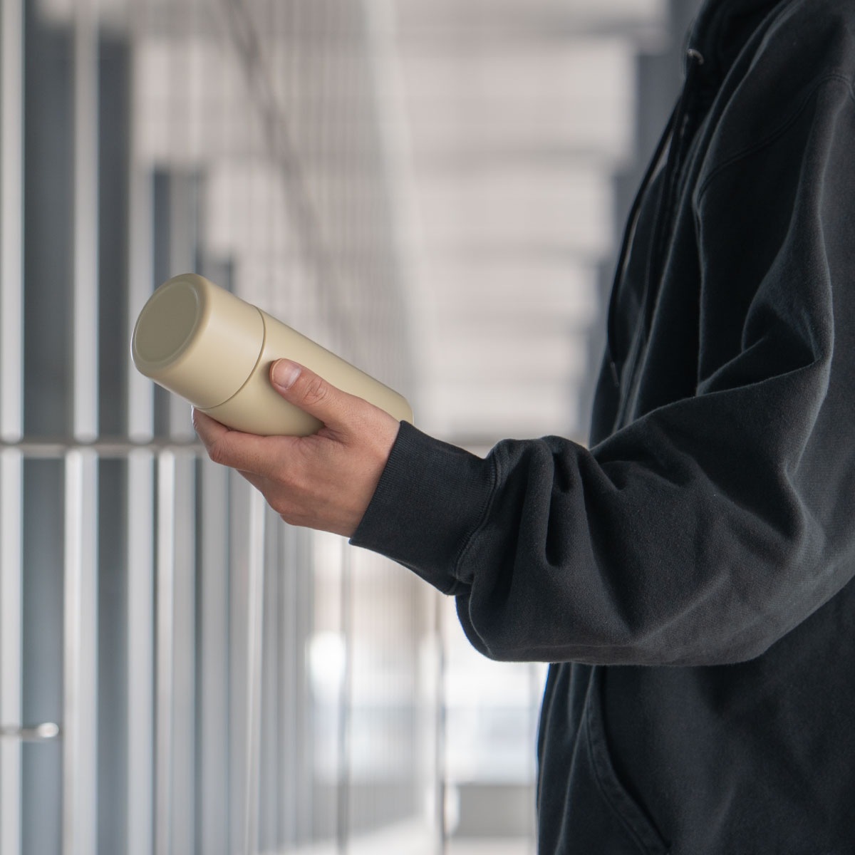 UNIR (ユニール) 洗いやすい シームレスボトル パッキン一体型 530ml オフホワイト ASLB-530OW