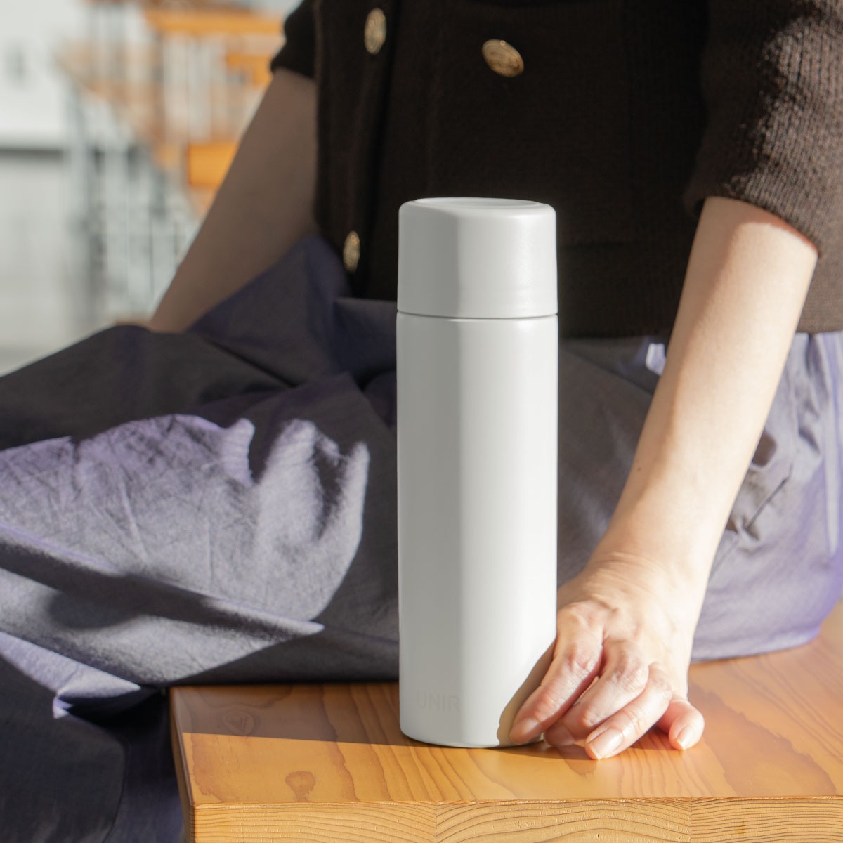 UNIR (ユニール) 洗いやすい シームレスボトル パッキン一体型 700ml ヘーゼルナッツ ASLB-700HN