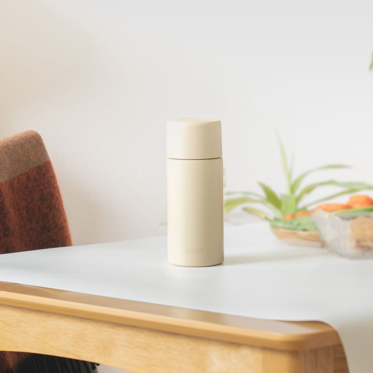 UNIR (ユニール) 洗いやすい シームレスボトル パッキン一体型 700ml ヘーゼルナッツ ASLB-700HN