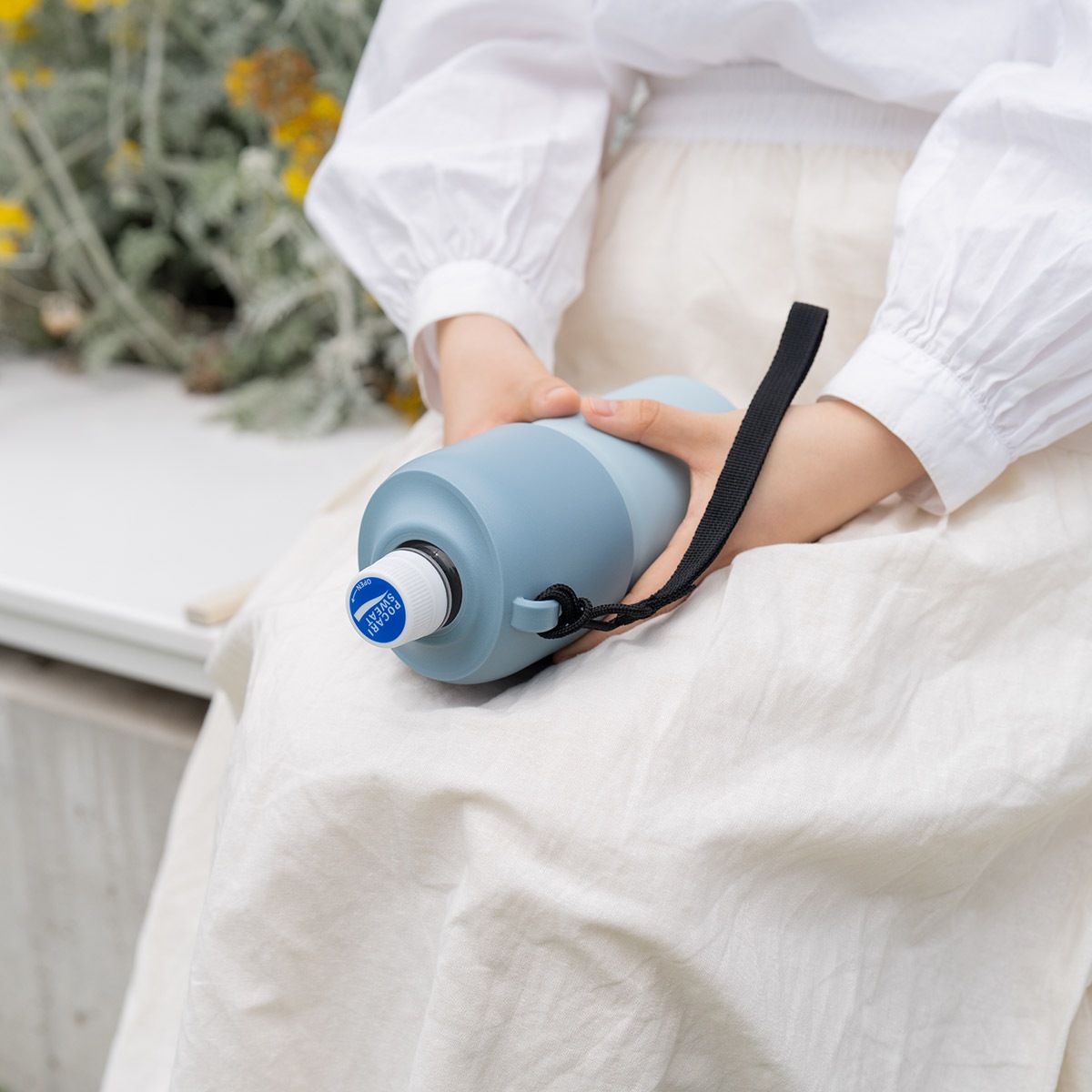 ケース販売 BOTTLE in BOTTLE（ボトルインボトル）12個セット 24個セット ペットボトルホルダー  Aタイプ Bタイプ ストラップ付き ABIB-A/B-CASE