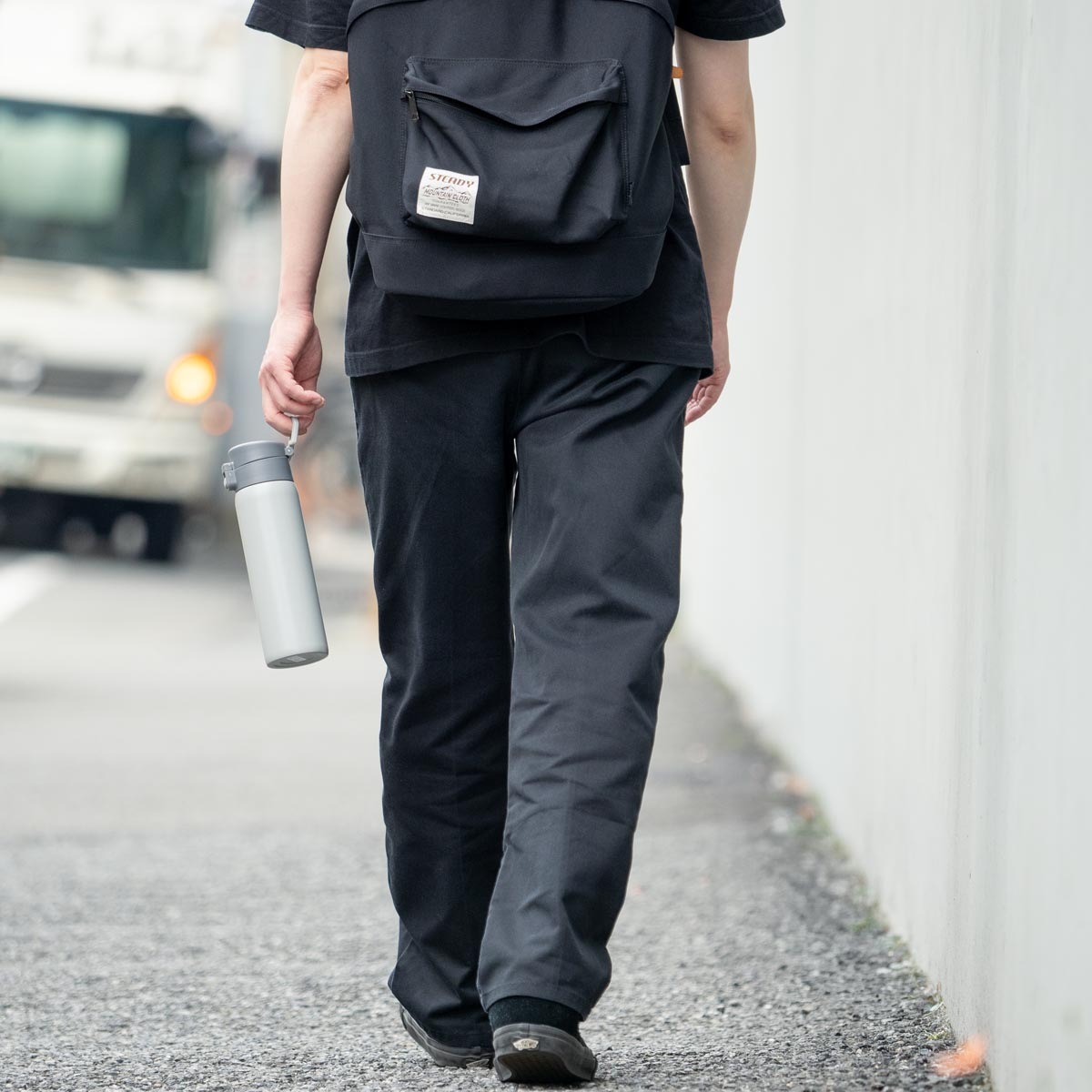 SWITCHMUG（スイッチマグ）軽量ハンドル付きワンタッチボトル スポーツドリンク対応 360ｍL 510mL 630mL 760mL AWHシリーズ