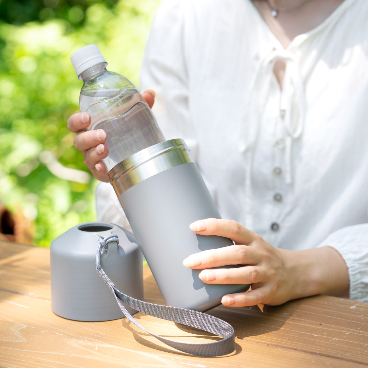 24個入り BOTTLE in BOTTLE（ボトルインボトル） ペットボトルホルダー A2タイプ ストラップ付き ABIB-A2シリーズ