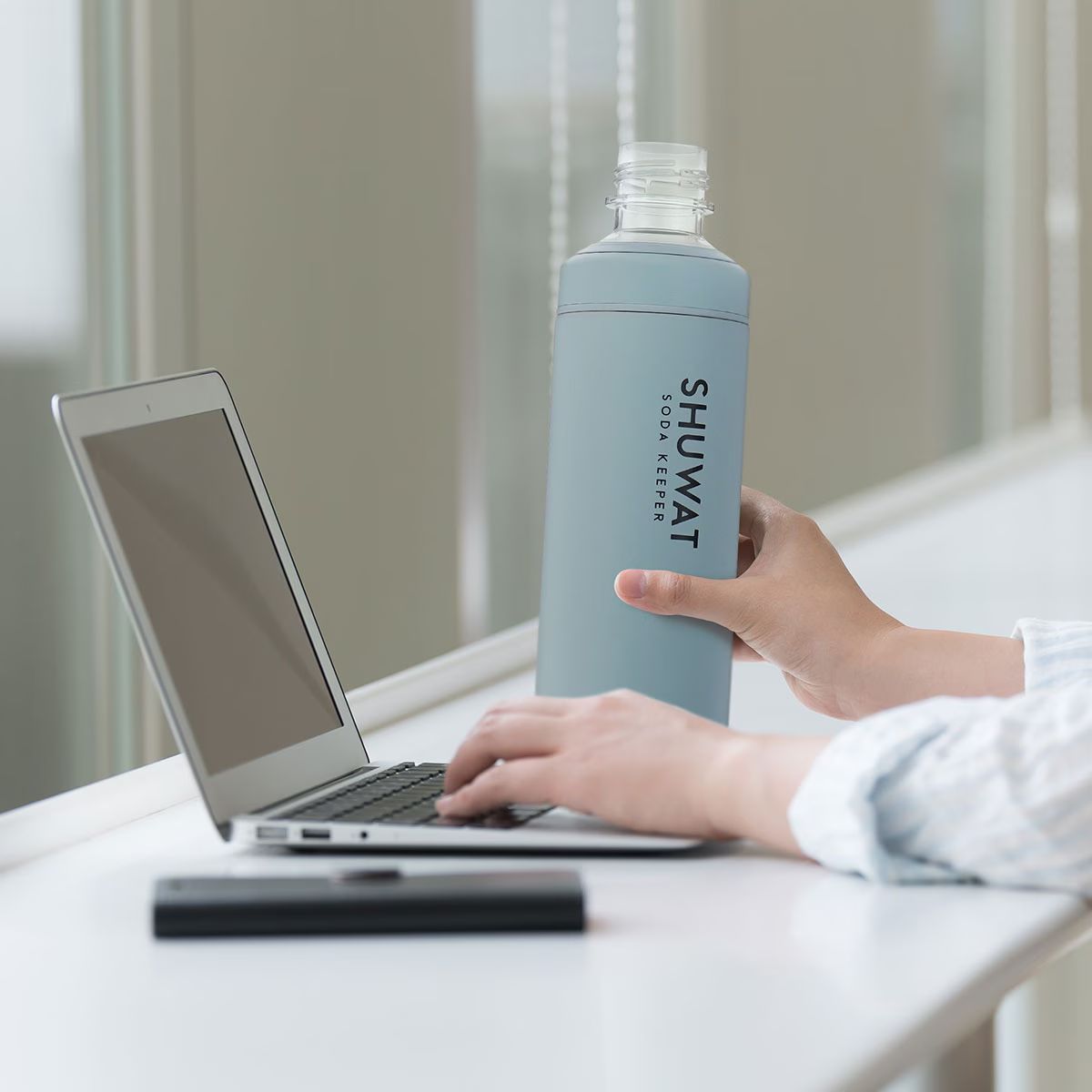 SHUWAT ソーダキーパー 炭酸飲料対応ボトル 600ml ペア 2個セット シルバー ミストブルー ASOK-700SVMBset