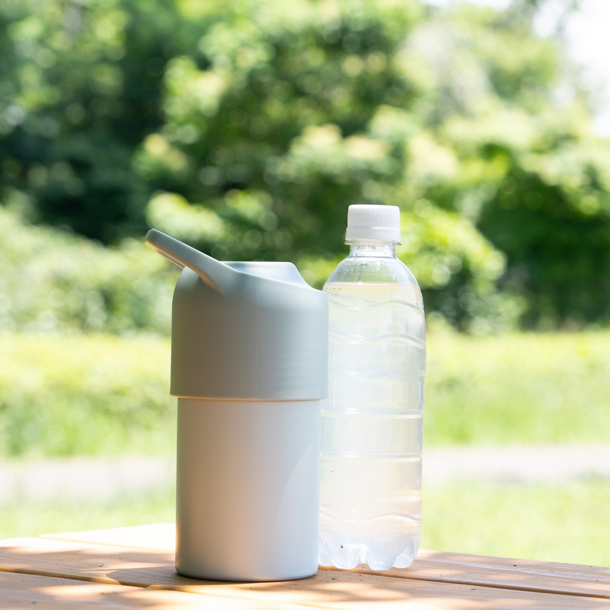 BOTTLE in BOTTLE（ボトルインボトル）ペットボトルホルダー Cタイプ 持ち手付き アイボリー ABIB-CIV